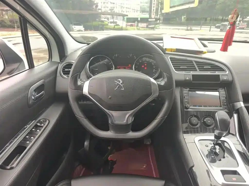 Peugeot 3008 2015 1.6THP Automatic Classic Edition — миниатюра 11