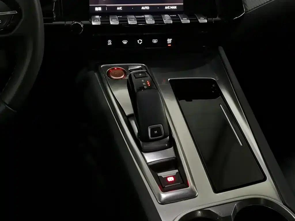 Peugeot 508 2021 Model 508L 400THP PureTech Driving Control Edition — миниатюра 13