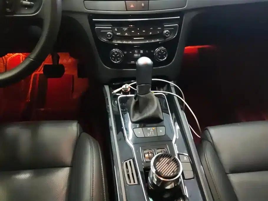 Peugeot 508 2015 1.6THP Automatic Premium Edition — миниатюра 16