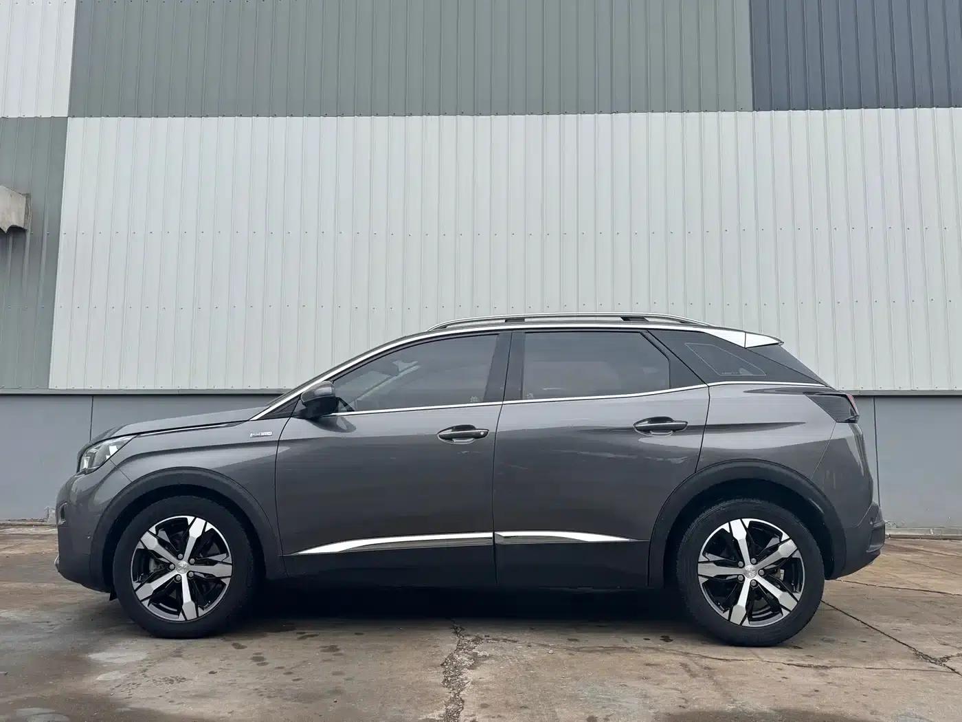 Peugeot 4008 2017 380THP Luxury Edition — миниатюра 12