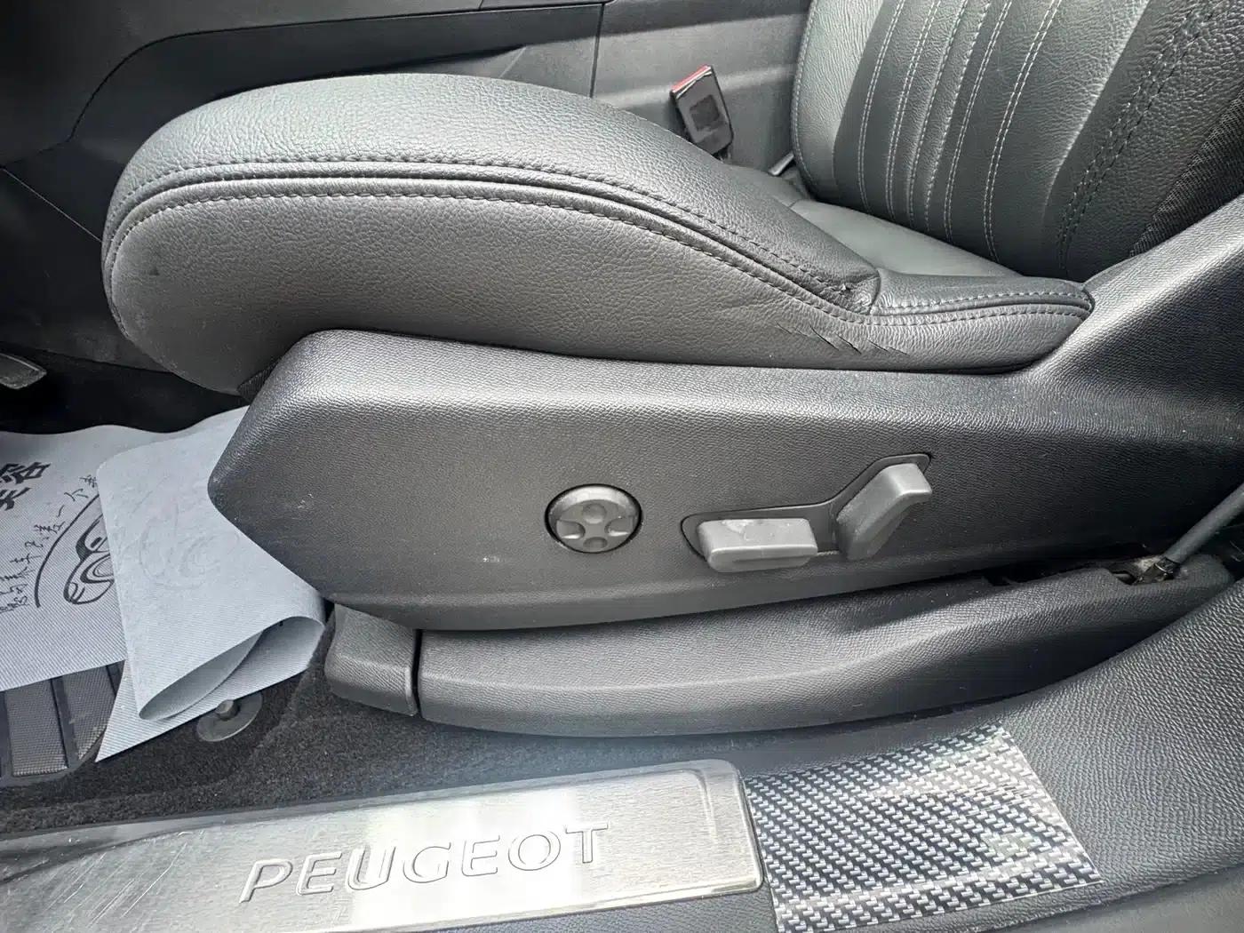 Peugeot 4008 2017 380THP Luxury Edition — миниатюра 15