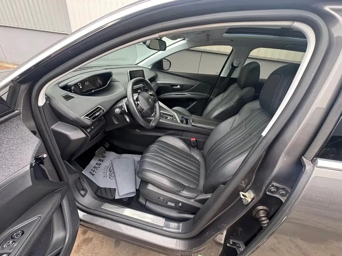 Peugeot 4008 2017 380THP Luxury Edition — миниатюра 16