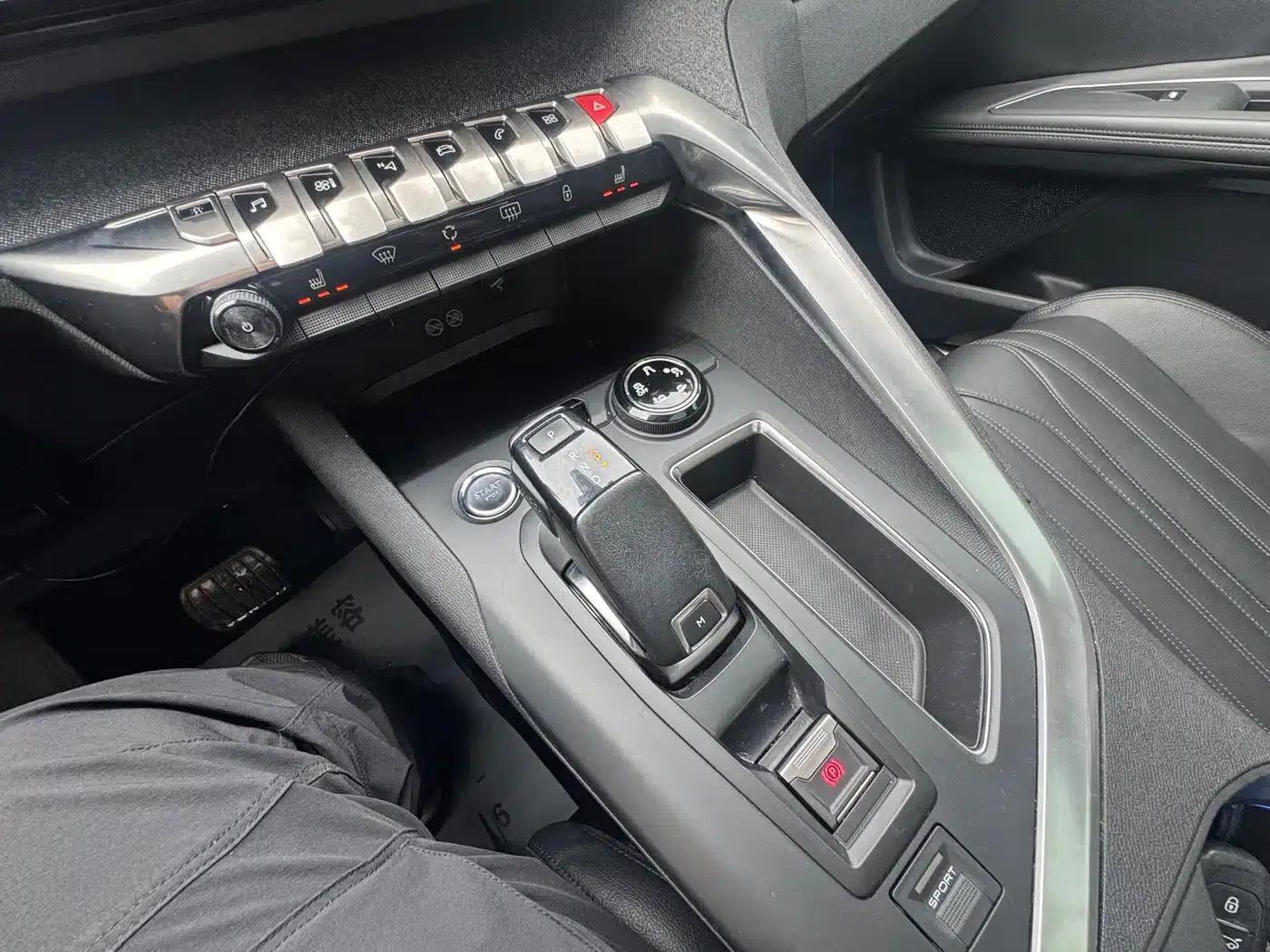 Peugeot 4008 2017 380THP Luxury Edition — миниатюра 18