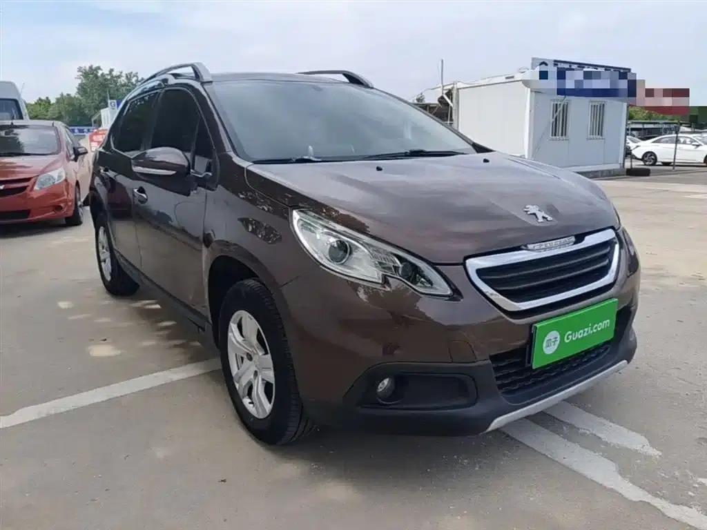 Peugeot 2008 2015 1.6L Automatic Cool Edition — миниатюра 4