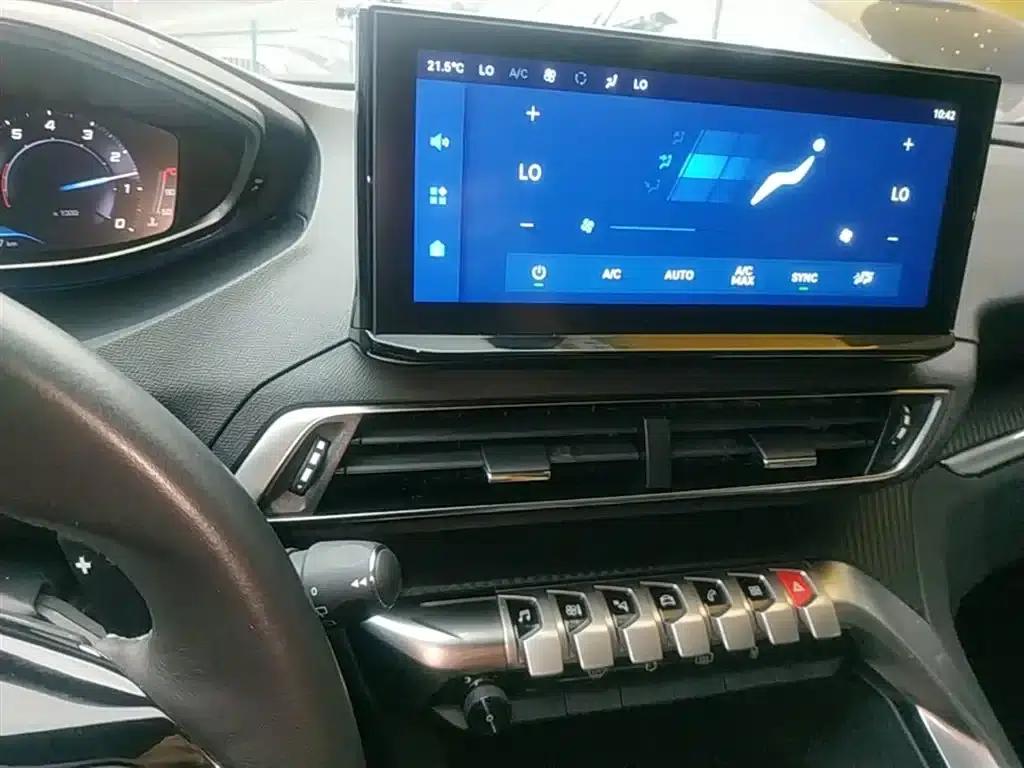 Peugeot 5008 2021 360THP 5-seater Performance Edition — миниатюра 13