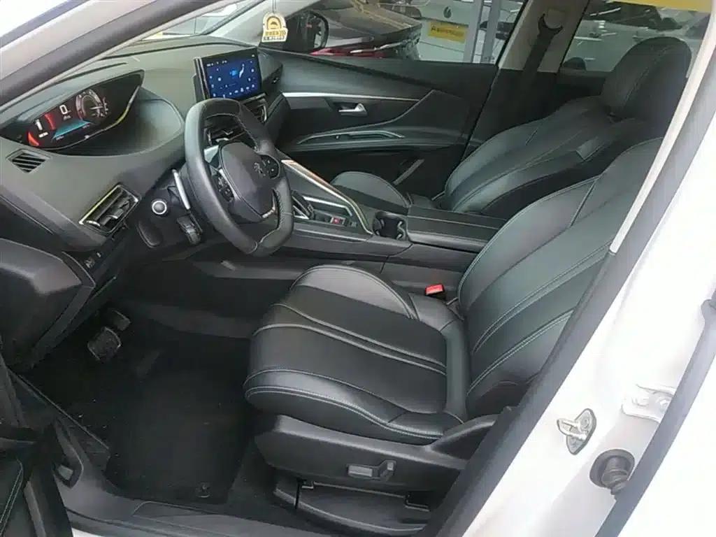Peugeot 5008 2021 360THP 5-seater Performance Edition — миниатюра 15