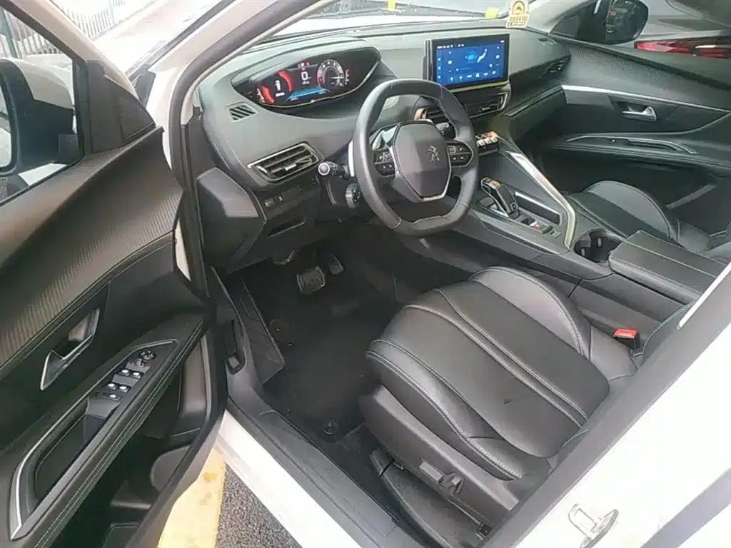 Peugeot 5008 2021 360THP 5-seater Performance Edition — миниатюра 16