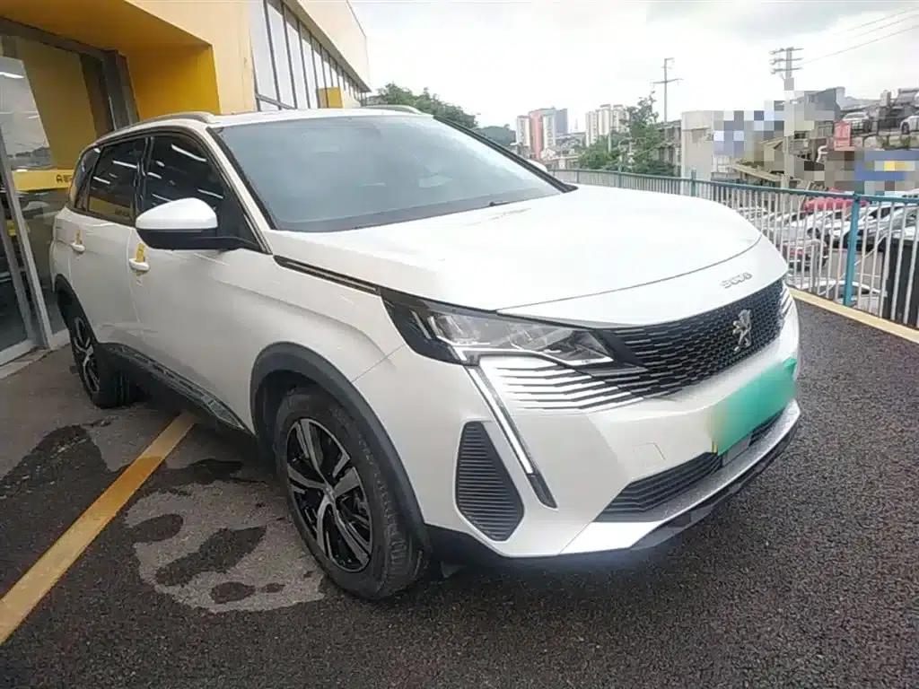 Peugeot 5008 2021 360THP 5-seater Performance Edition — миниатюра 4