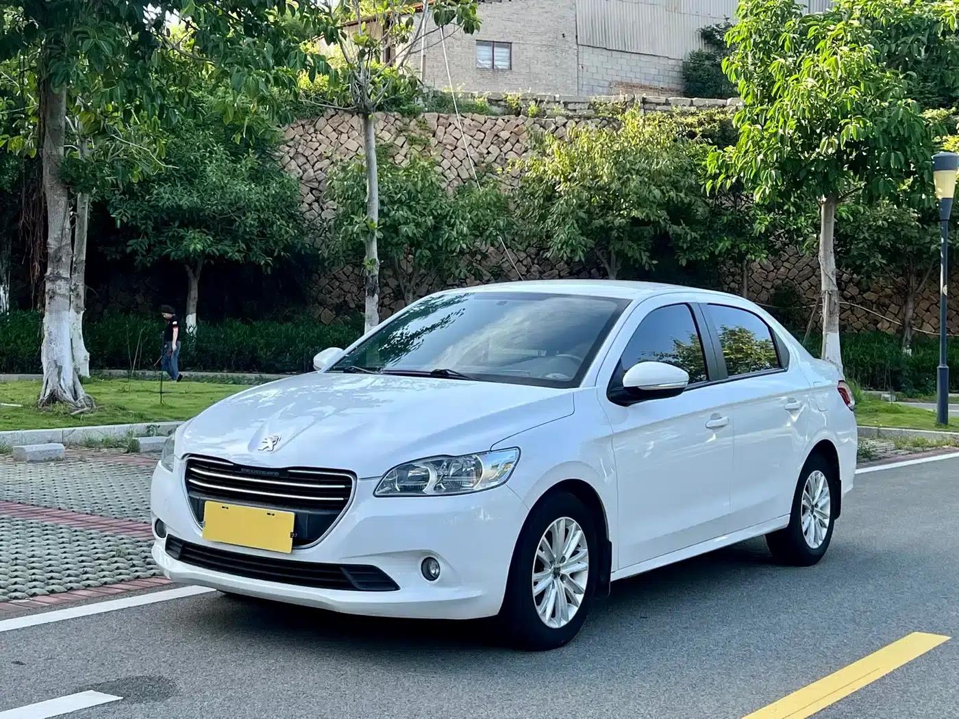 Peugeot 301 2014 1.6L Automatic Comfort Edition — миниатюра 1