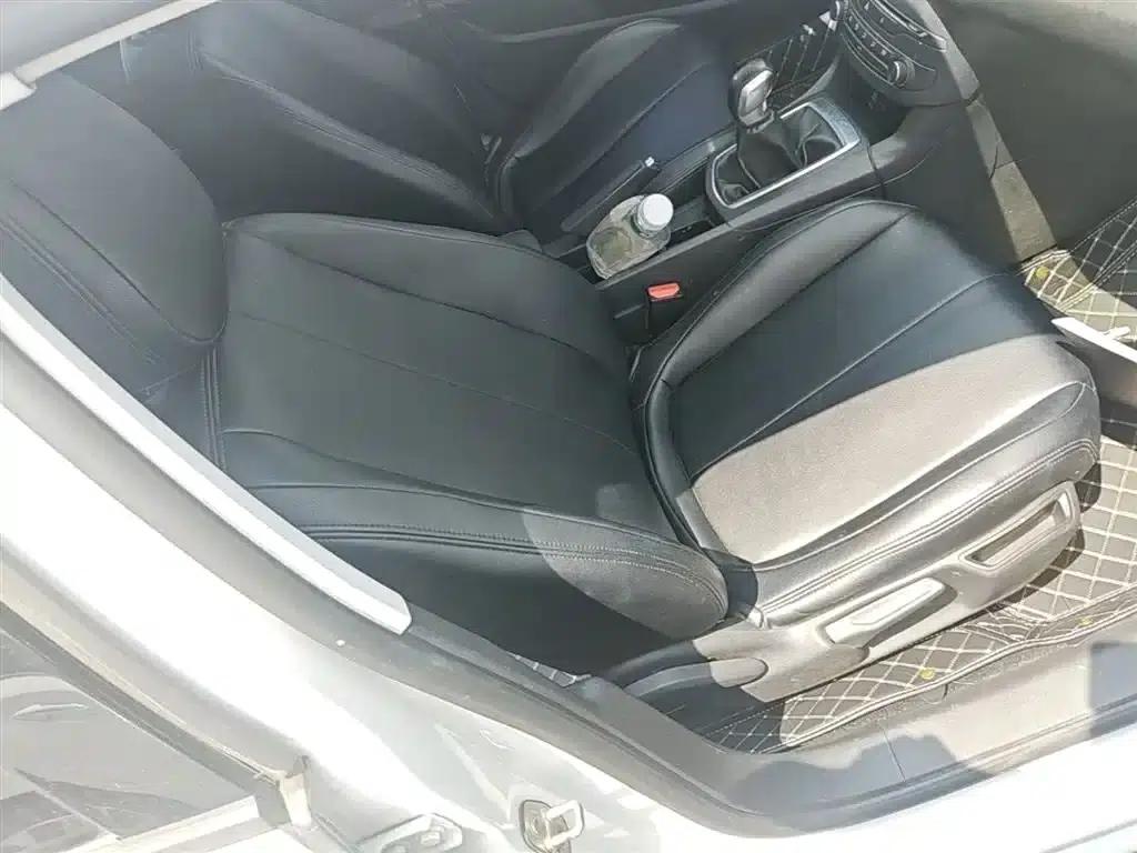 Peugeot 308S 2015 1.6L Manual Comfort Edition — миниатюра 25