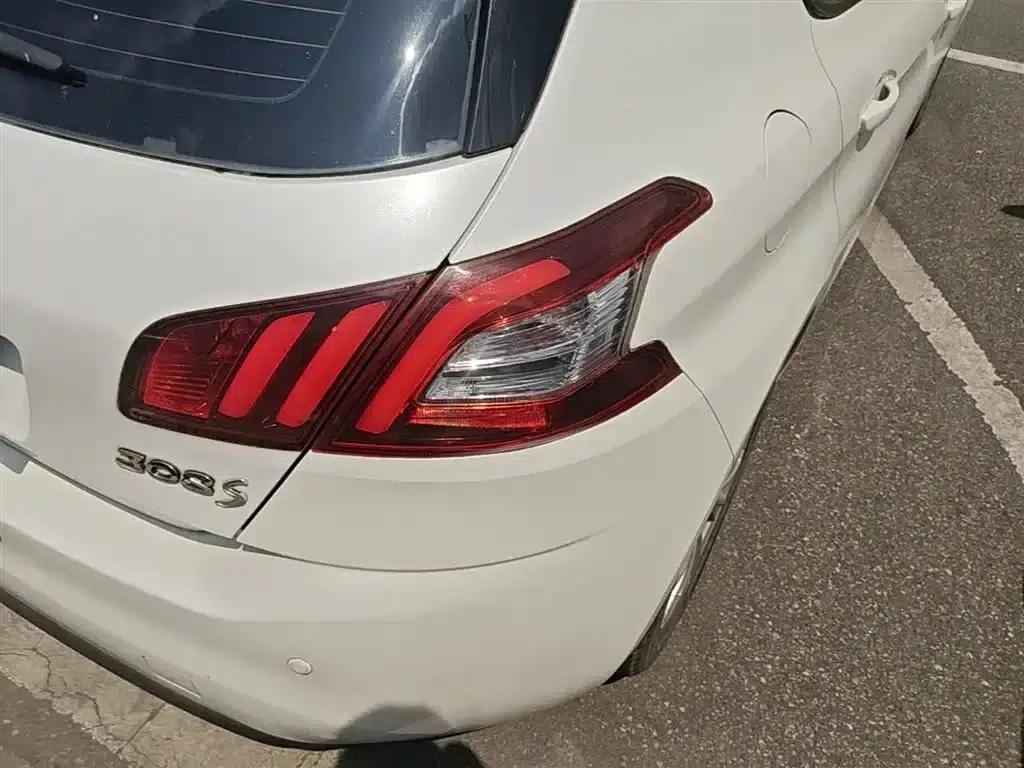 Peugeot 308S 2015 1.6L Manual Comfort Edition — миниатюра 8