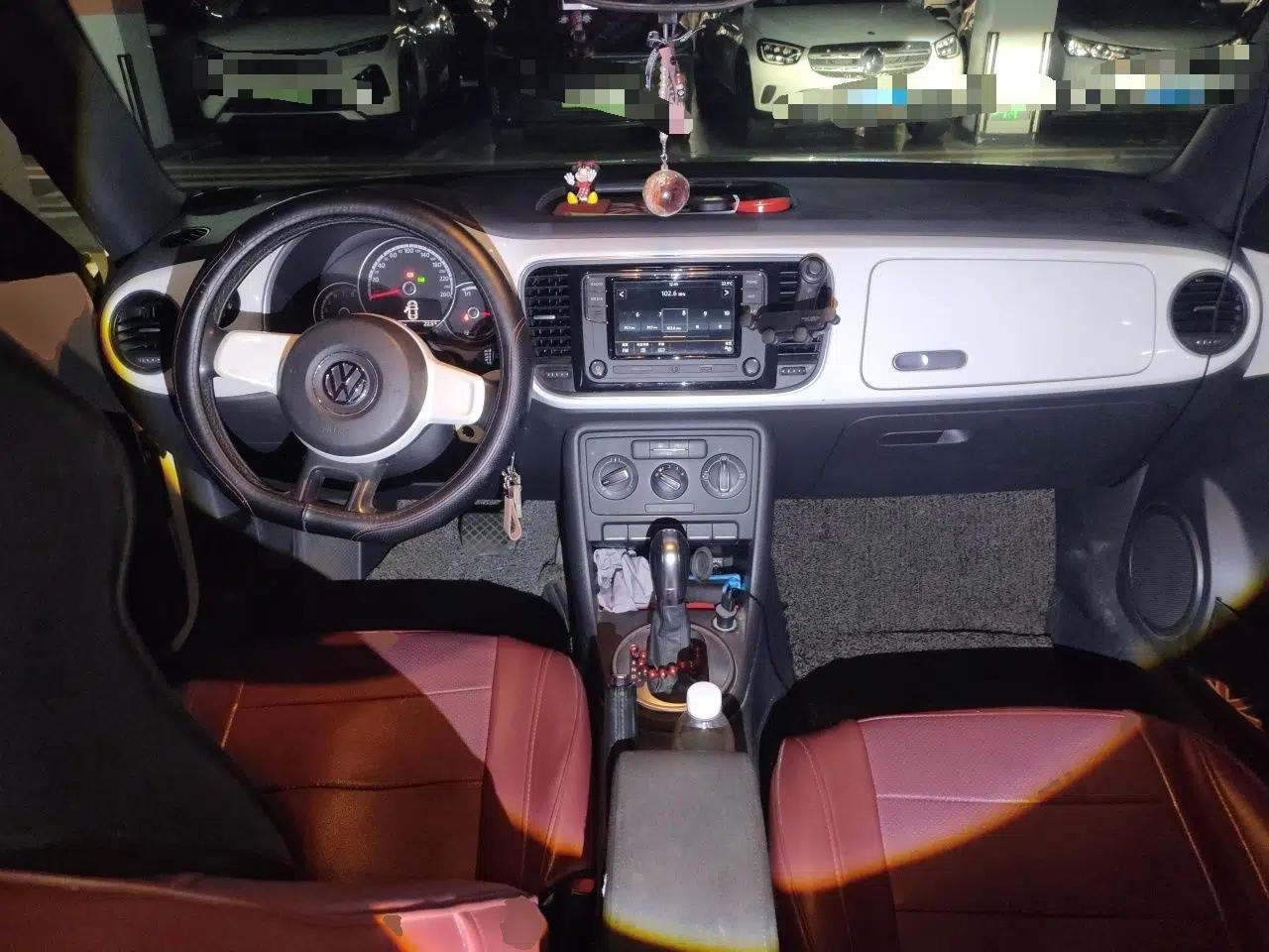 Volkswagen Beetle 2014 1.4TSI Fashion Edition — миниатюра 10