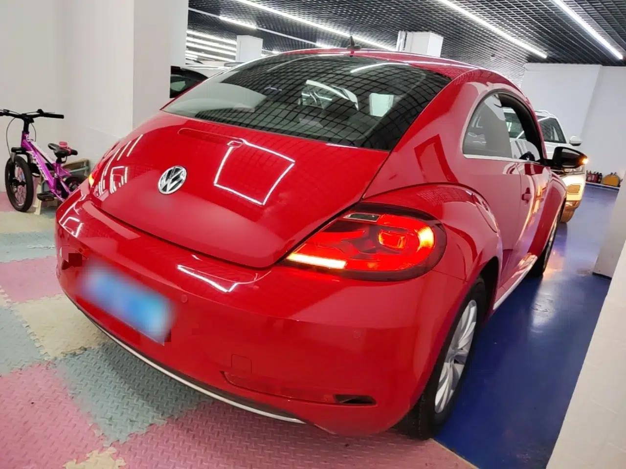 Volkswagen Beetle 2018 180TSI Yile Model — миниатюра 6