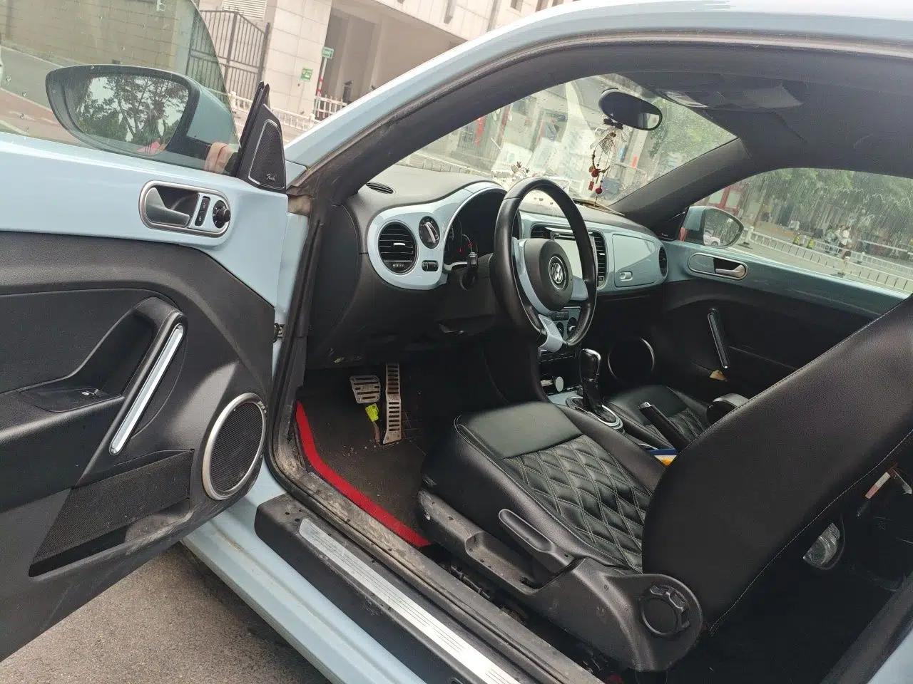 Volkswagen Beetle 2014 1.2TSI Fashion Edition — миниатюра 17