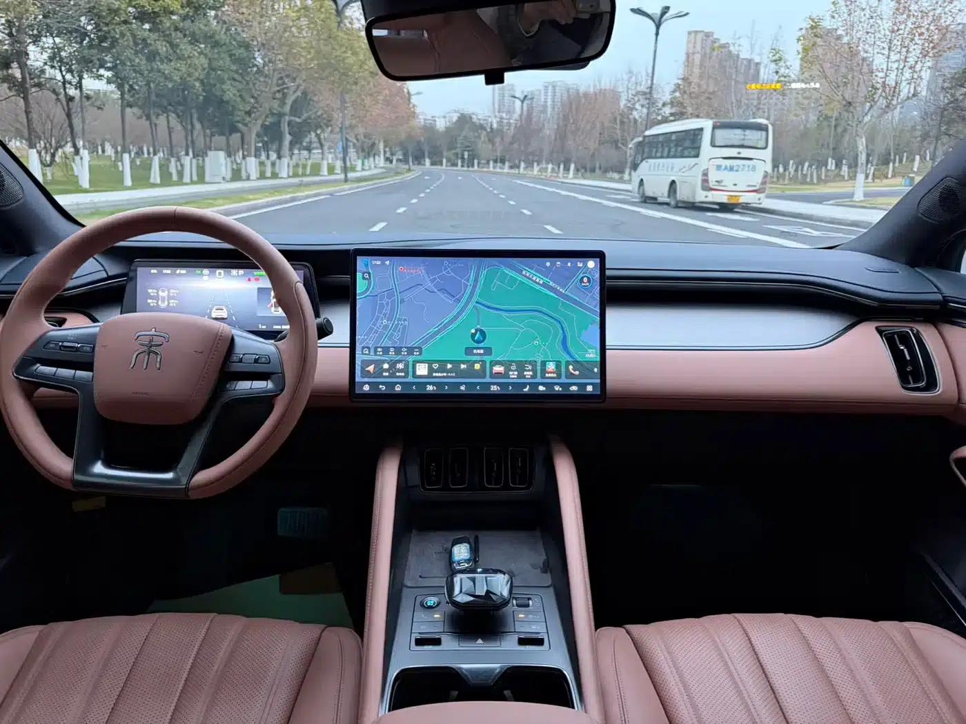 Song L EV 2025 Model 662km/h Superior Edition — миниатюра 9