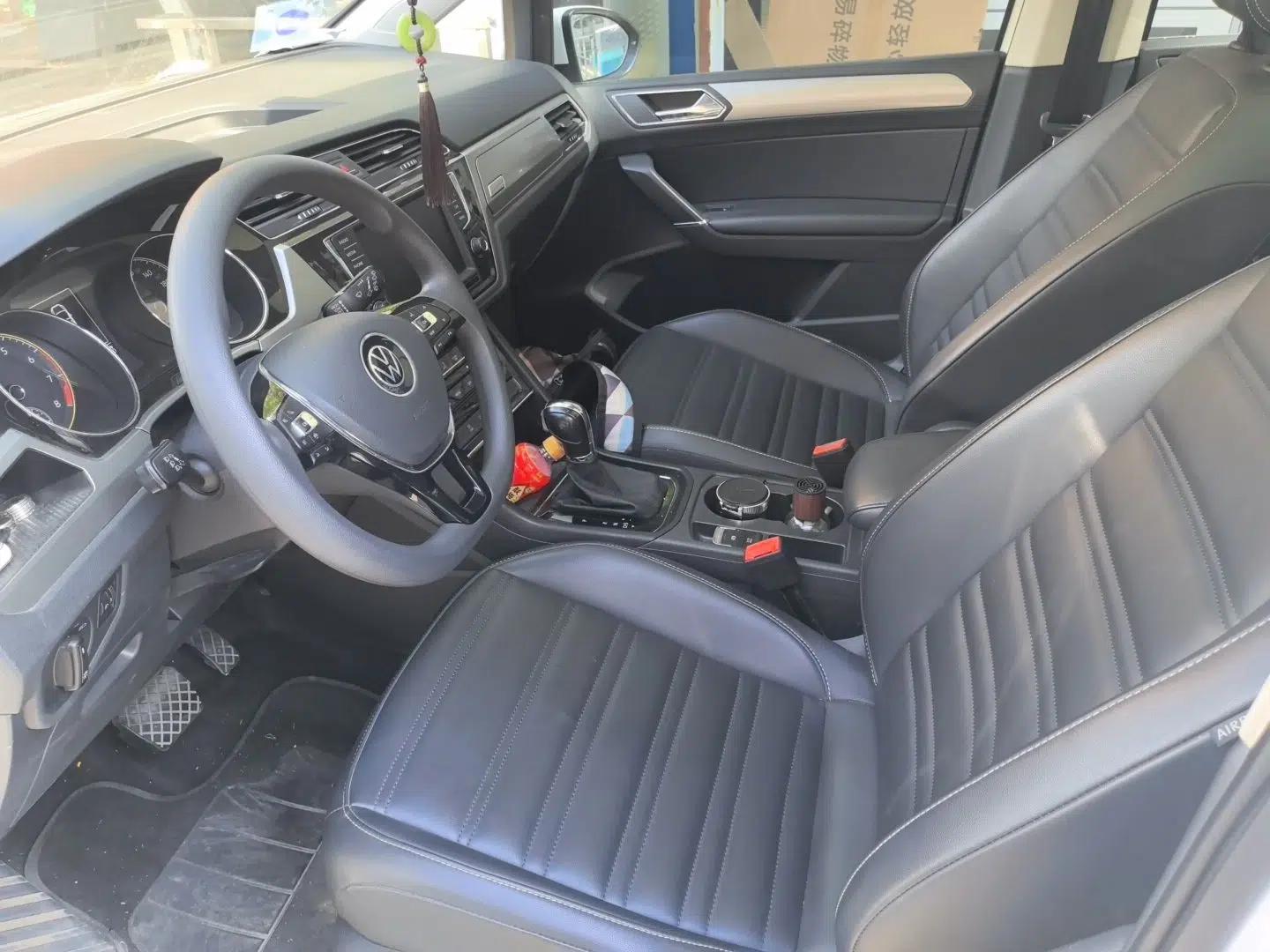 Volkswagen Touran 2021 Touran L 280TSI DSG Comfort Edition 7 Seats — миниатюра 14