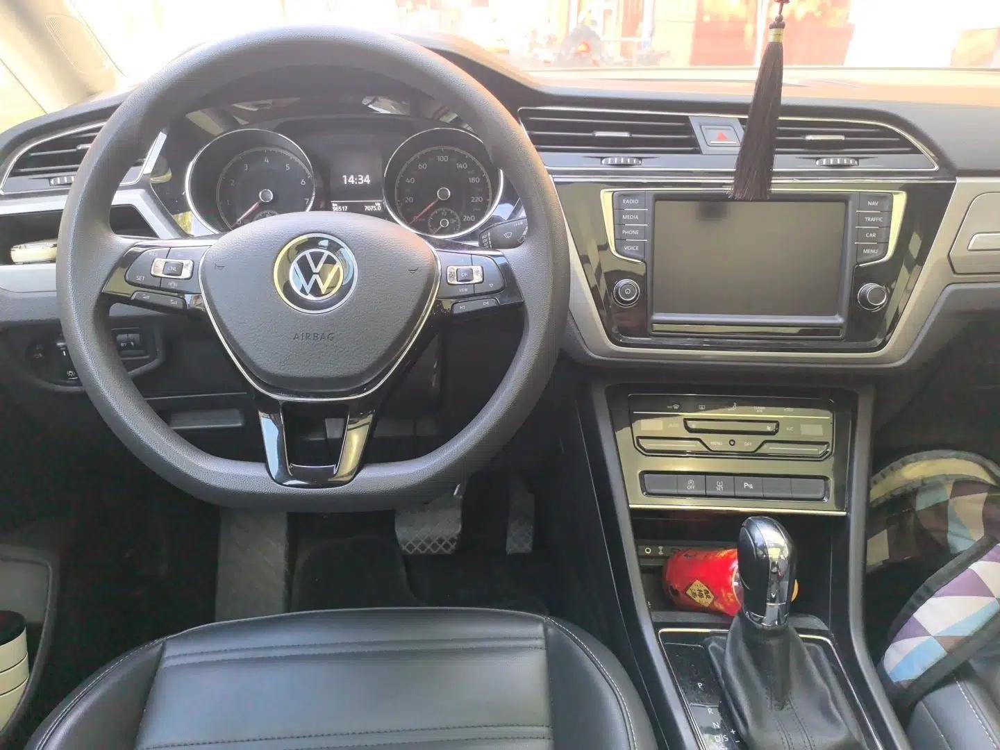Volkswagen Touran 2021 Touran L 280TSI DSG Comfort Edition 7 Seats — миниатюра 18