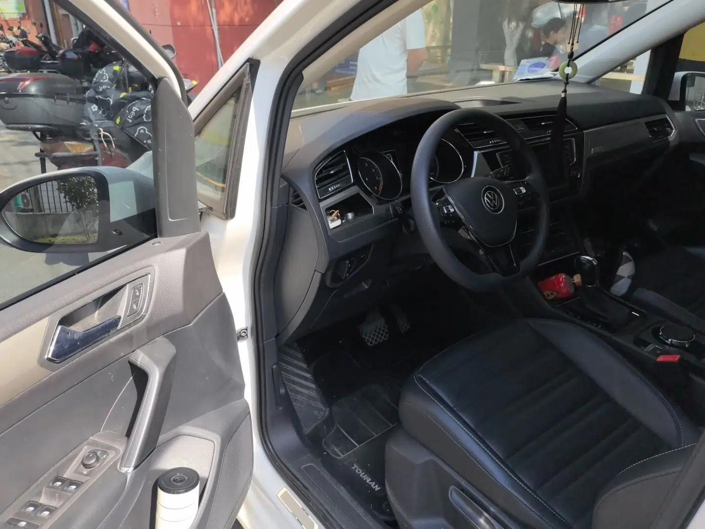 Volkswagen Touran 2021 Touran L 280TSI DSG Comfort Edition 7 Seats — миниатюра 19