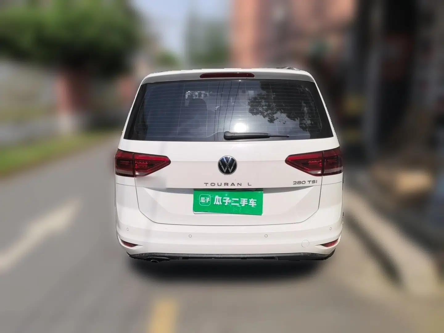 Volkswagen Touran 2021 Touran L 280TSI DSG Comfort Edition 7 Seats — миниатюра 5