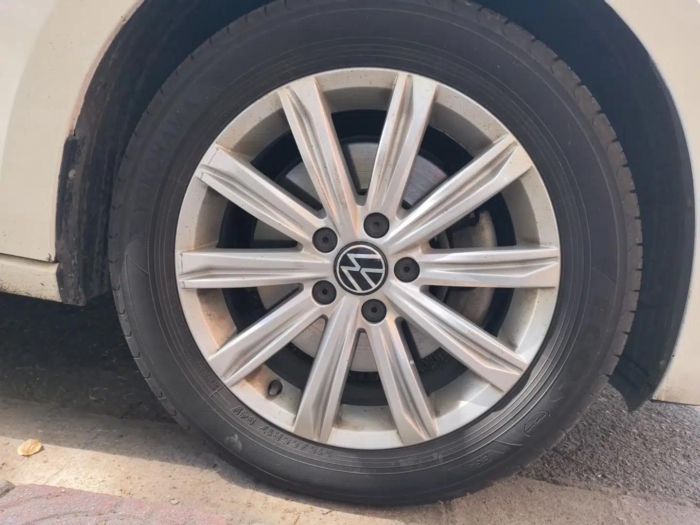 Volkswagen Touran 2021 Touran L 280TSI DSG Comfort Edition 7 Seats — миниатюра 8