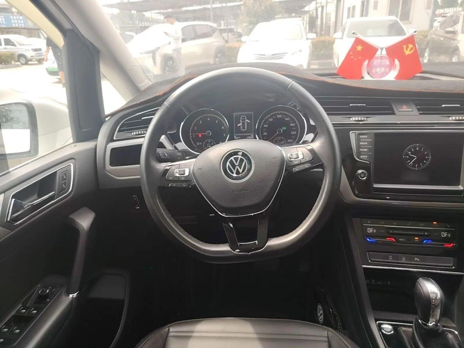 Volkswagen Touran 2021 Volkswagen Touran L 280TSI DSG Boundary Edition 7-Seater — миниатюра 14
