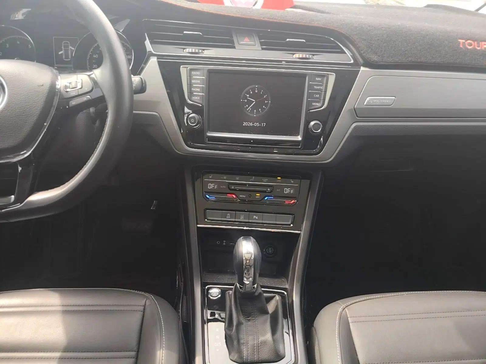 Volkswagen Touran 2021 Volkswagen Touran L 280TSI DSG Boundary Edition 7-Seater — миниатюра 16