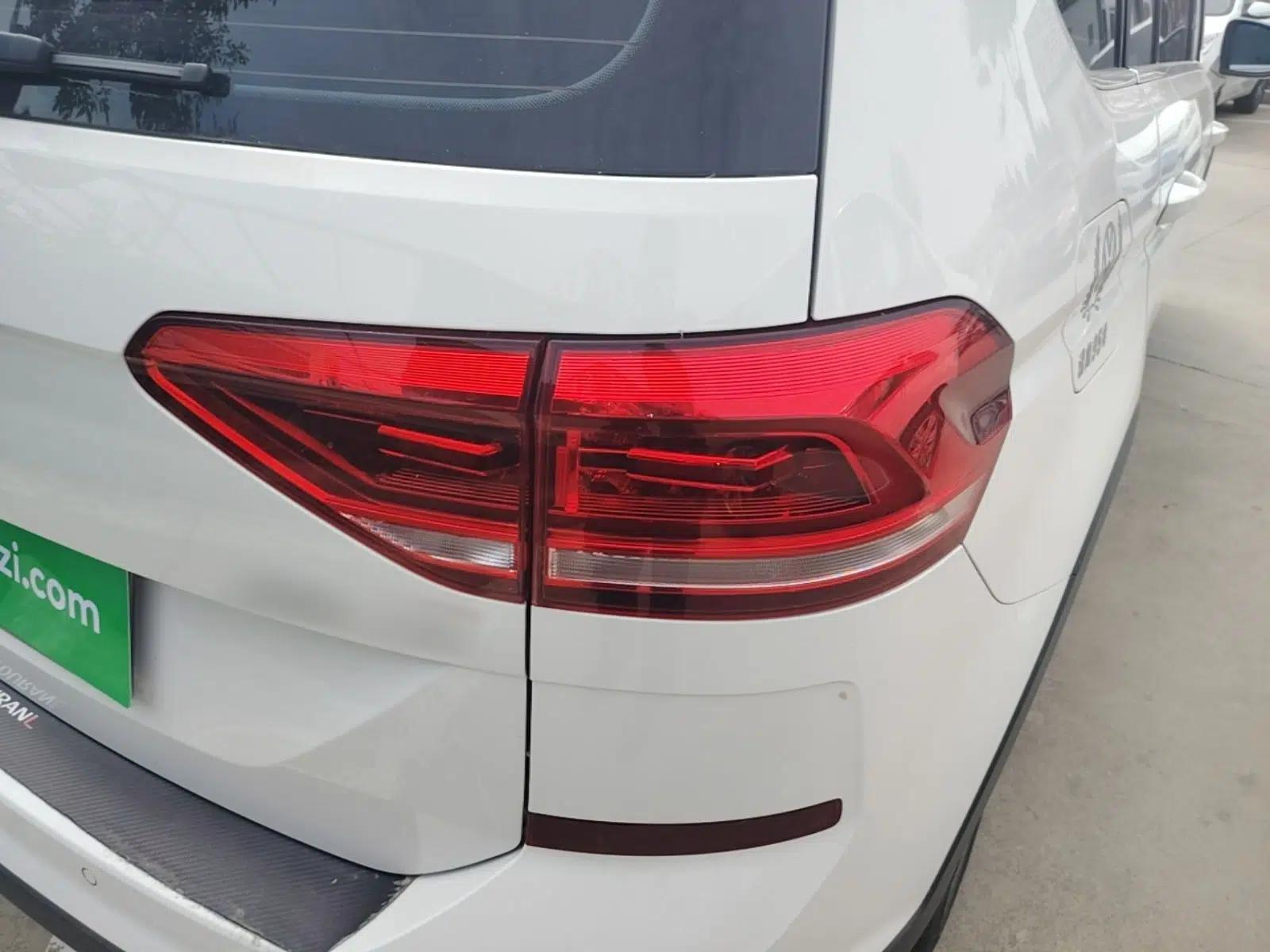 Volkswagen Touran 2021 Volkswagen Touran L 280TSI DSG Boundary Edition 7-Seater — миниатюра 7