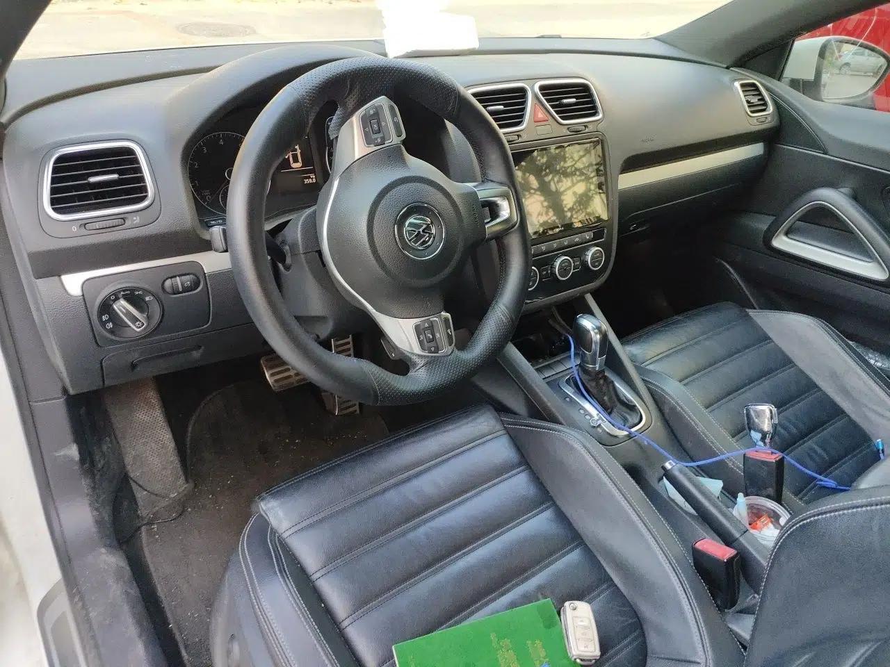 Volkswagen Scirocco 2011 2.0 TSI Luxury Edition — миниатюра 11