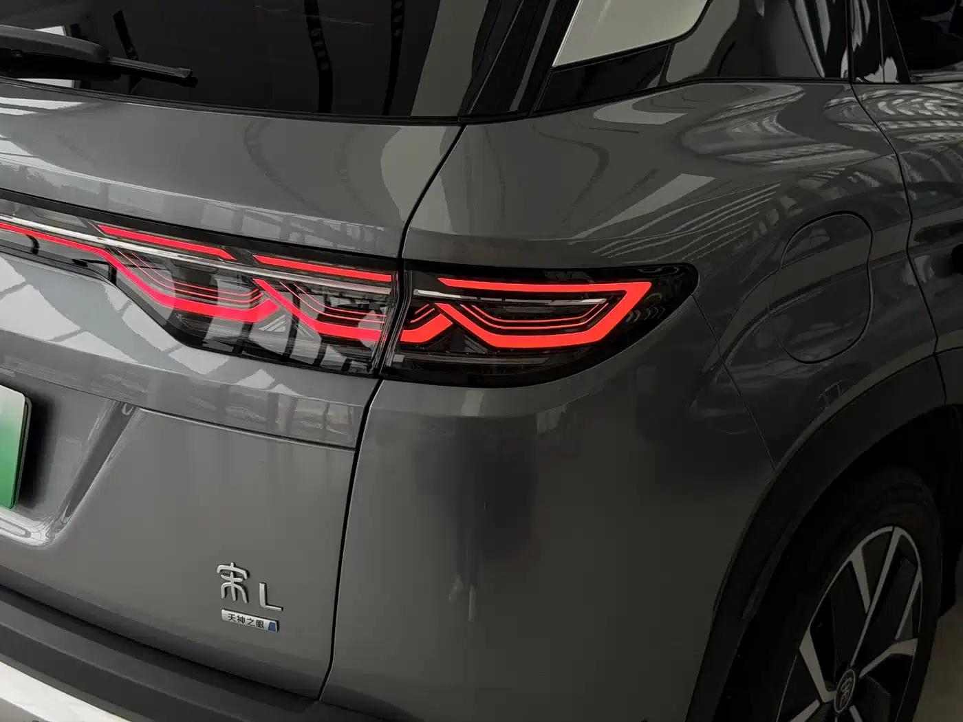Song L DM-i 2025 Smart Driving Edition 160km/h Superior Model — миниатюра 18