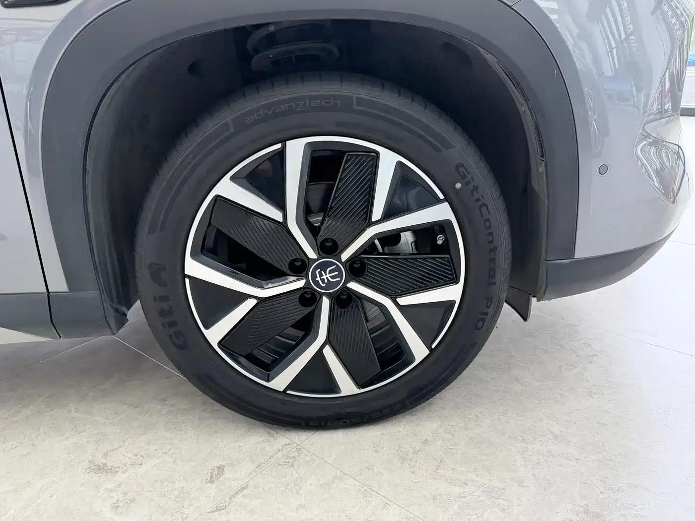 Song L DM-i 2025 Smart Driving Edition 160km/h Superior Model — миниатюра 5