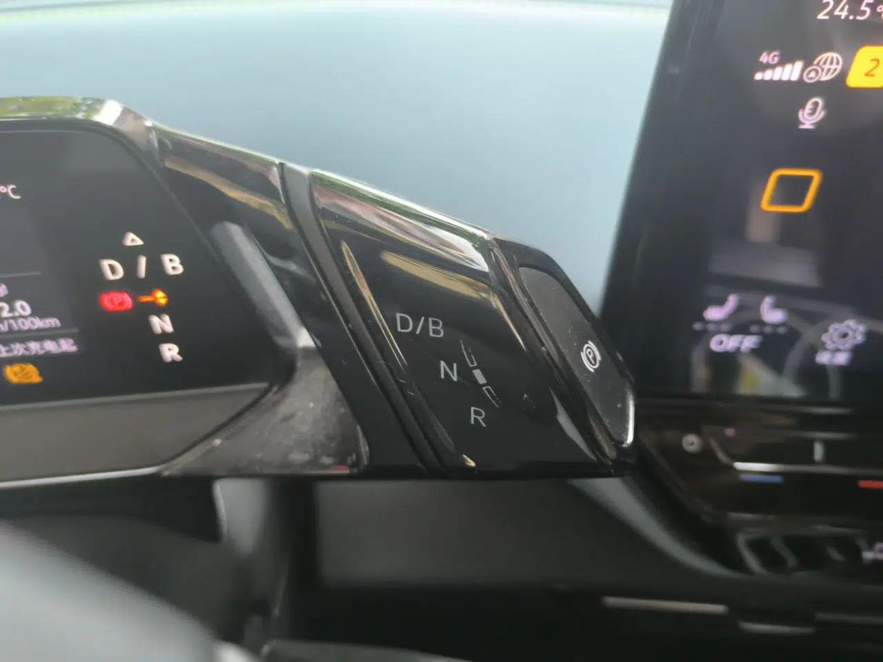 Volkswagen ID.4 X 2023 Pure Smart Edition — миниатюра 15