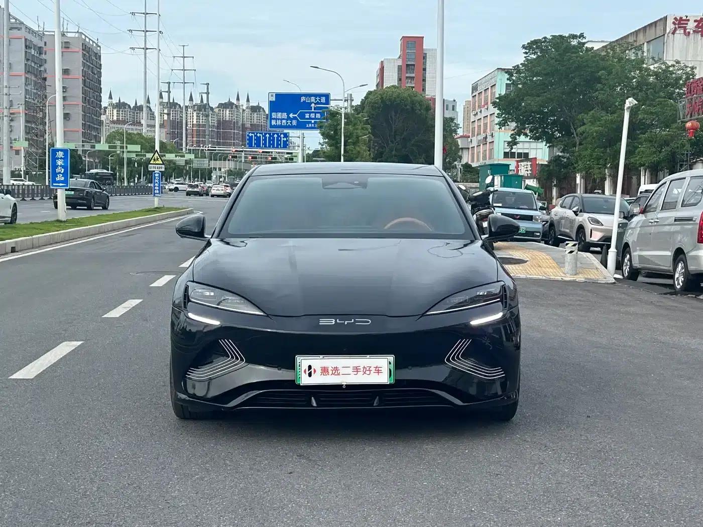 Seal 2024 Glory Edition 550km Premium — миниатюра 2