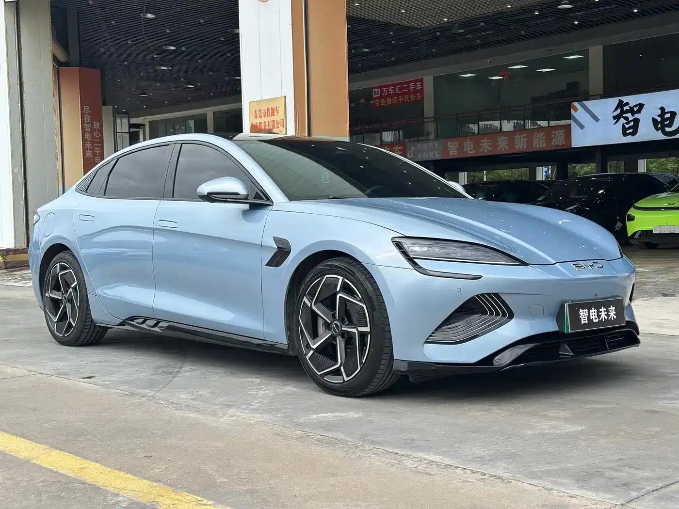 Seal 2022 700km Long Range Rear-Wheel Drive Version — миниатюра 3