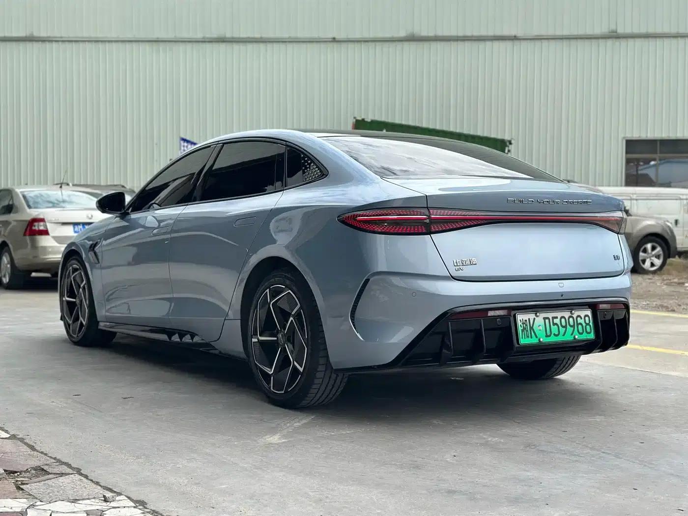 Seal 2022 700km Long Range Rear-Wheel Drive Version — миниатюра 4
