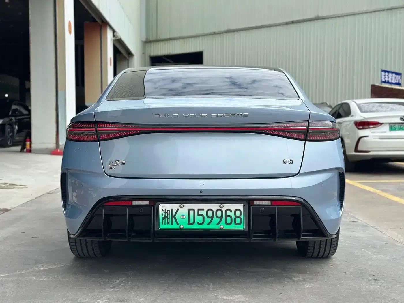 Seal 2022 700km Long Range Rear-Wheel Drive Version — миниатюра 5
