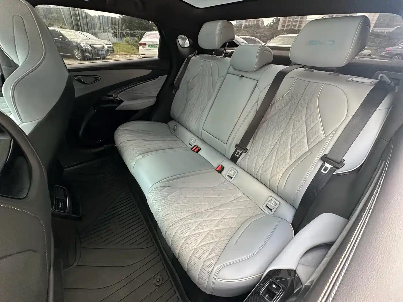 Seal 2022 700km Long Range Rear-Wheel Drive Version — миниатюра 10