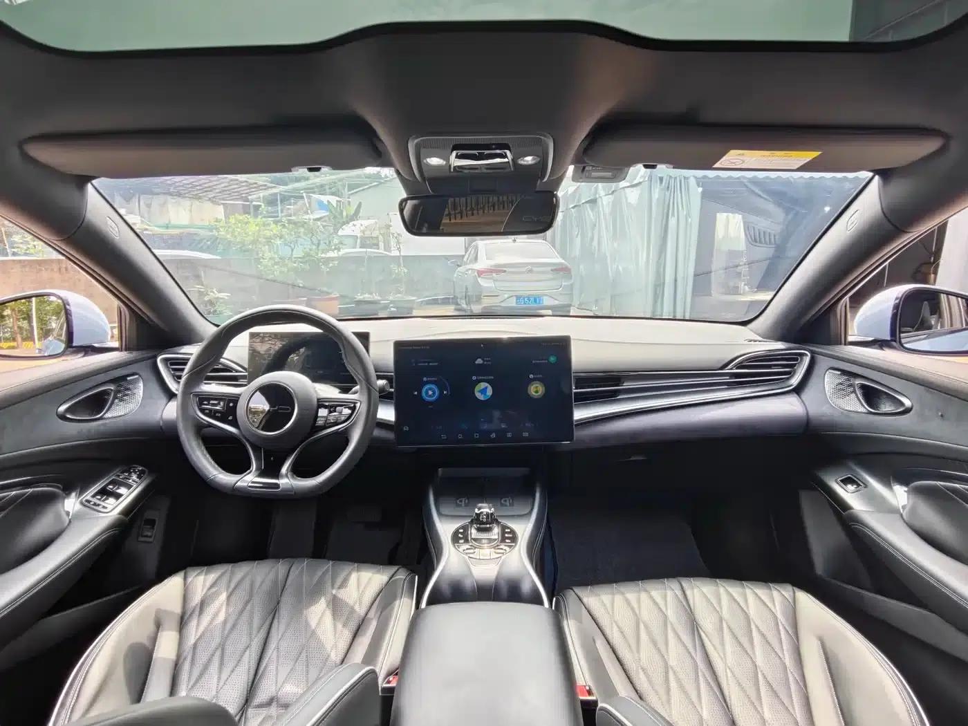 Seal 2023 Champion Edition 550km Premium — миниатюра 11