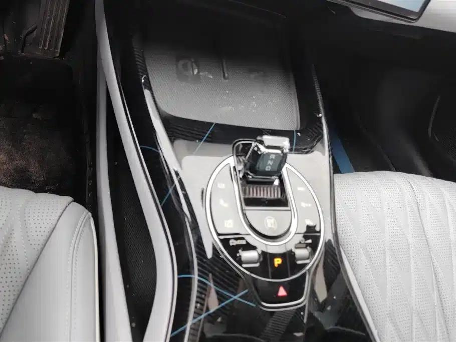 Seal 2022 550km Standard Range Rear-Wheel Drive Premium Edition — миниатюра 16