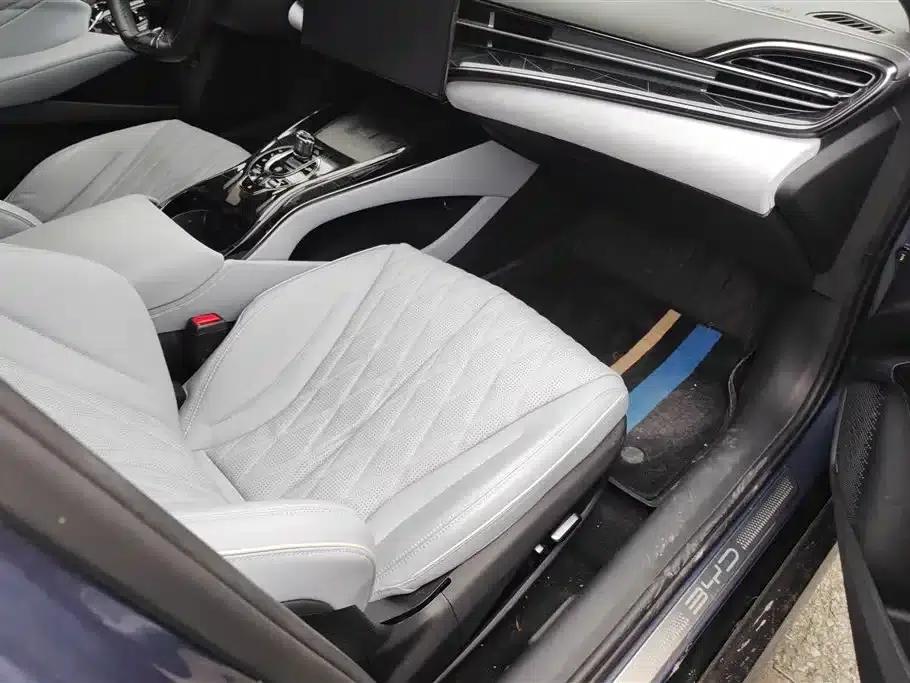 Seal 2022 550km Standard Range Rear-Wheel Drive Premium Edition — миниатюра 8