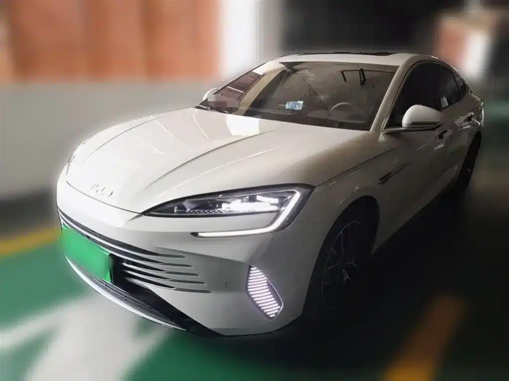 Seal 2023 DM-i 1.5T 121km Flagship — миниатюра 1