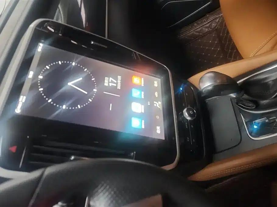 Song MAX 2018 1.5T Automatic Intelligent Elite 6-seater — миниатюра 13