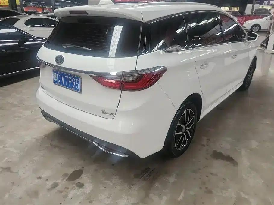 Song MAX 2018 1.5T Automatic Intelligent Elite 6-seater — миниатюра 3