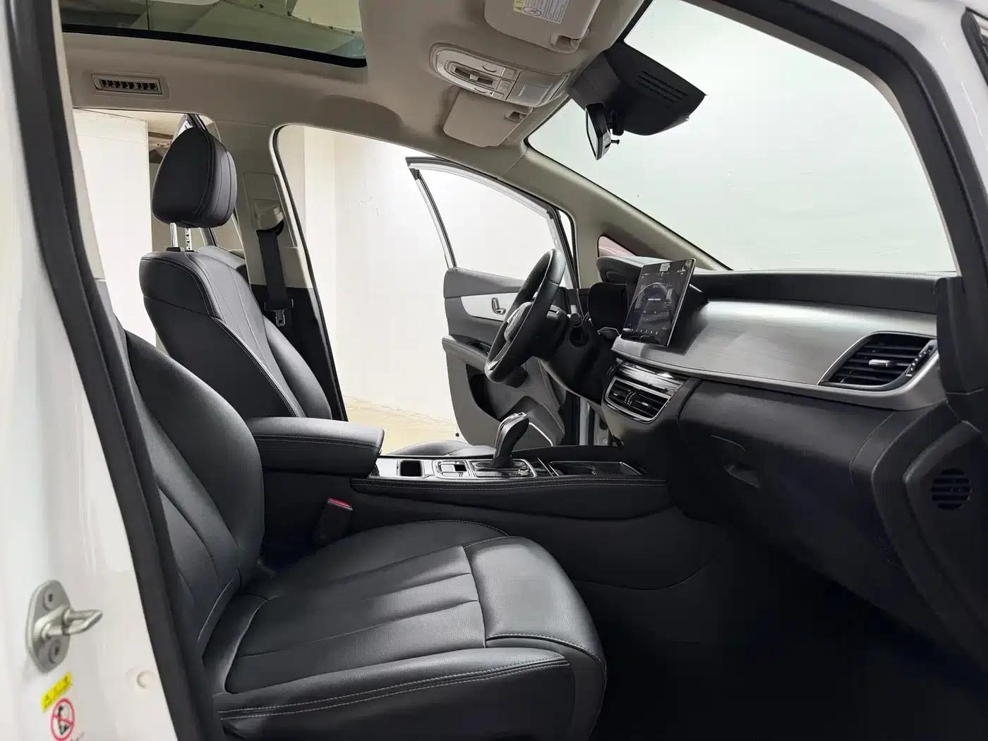 Song MAX 2021 Upgraded Version 1.5T Automatic Premium 7-Seater — миниатюра 8