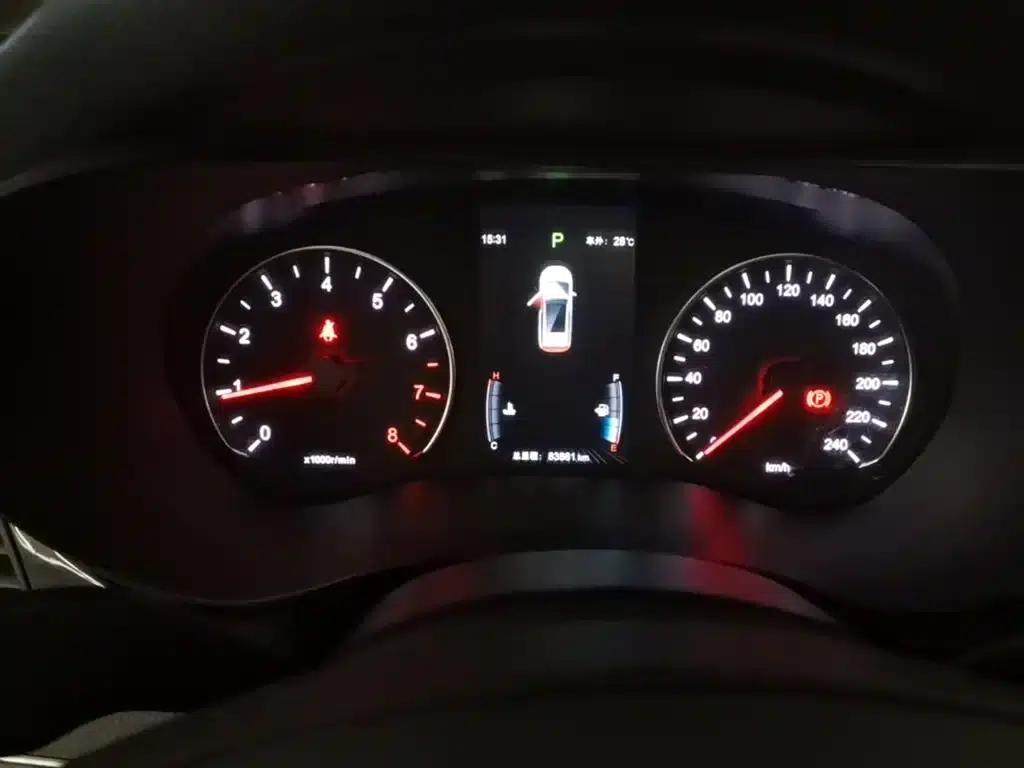 Song MAX 2017 1.5T Automatic Intelligent Premium 7-seater — миниатюра 18