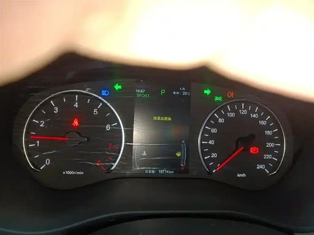 Song MAX 2021 Upgraded Version 1.5T Automatic Luxury 7-Seater — миниатюра 12