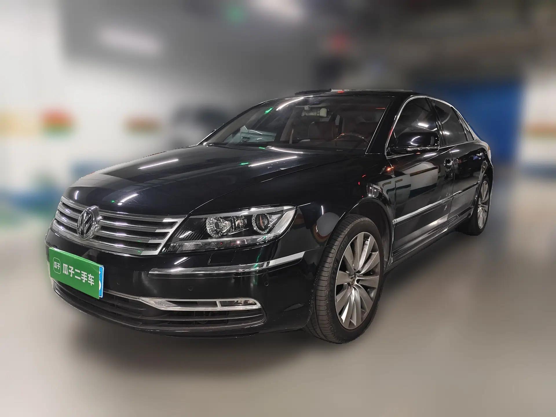 Volkswagen Phaeton 2011 4.2L V8 4-seat Extended-Range Individual Edition — миниатюра 1