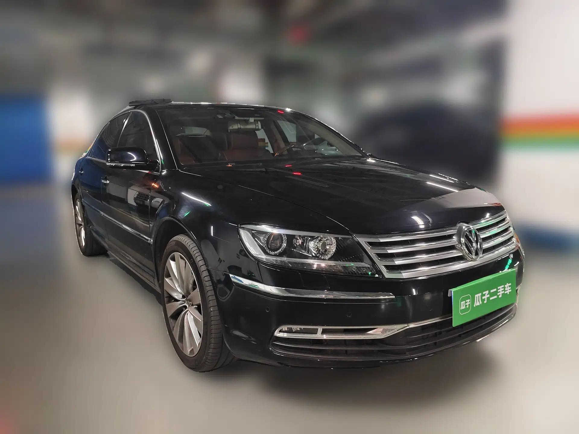 Volkswagen Phaeton 2011 4.2L V8 4-seat Extended-Range Individual Edition — миниатюра 3