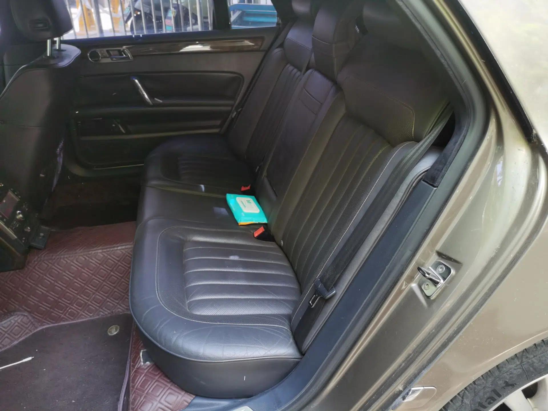 Volkswagen Phaeton 2011 3.6L V6 5-Seater Extended Business Edition — миниатюра 18