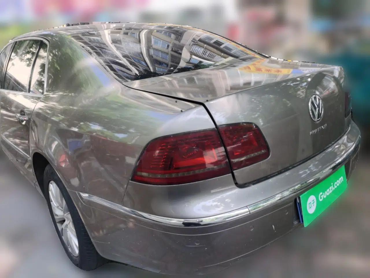 Volkswagen Phaeton 2011 3.6L V6 5-Seater Extended Business Edition — миниатюра 4