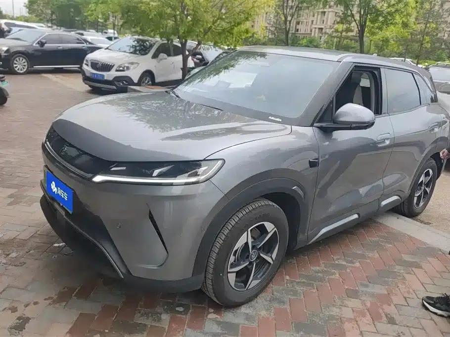Yuan UP 2025 Smart Driving Edition 401KM Leading Model — миниатюра 1